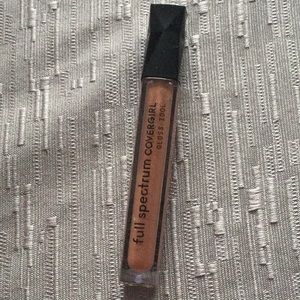 COVERGIRL Full Spectrum Gloss Idol Moisturizing Lip Gloss